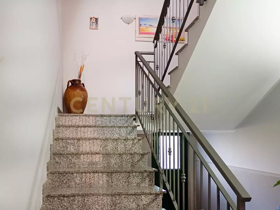 Immagine 3 di Appartamento in vendita  in Via Corinto 30 a Adrano