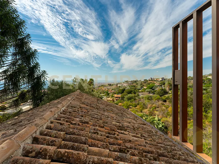 Immagine 35 di Villa in vendita  in Via Gallinaro 22 a Aci Castello