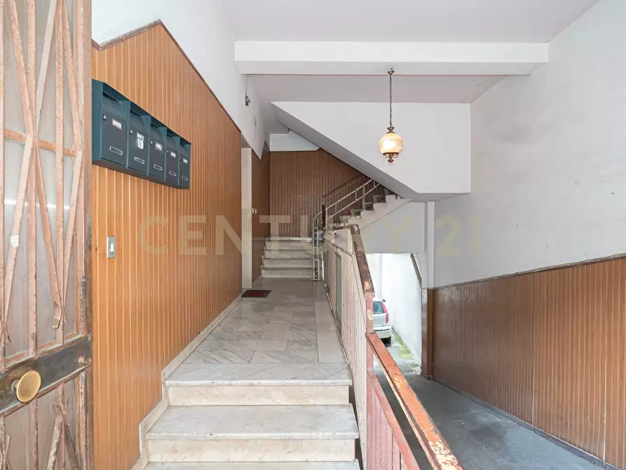 Immagine 22 di Quadrilocale in vendita  in Via Carrubella 8 a Gravina Di Catania