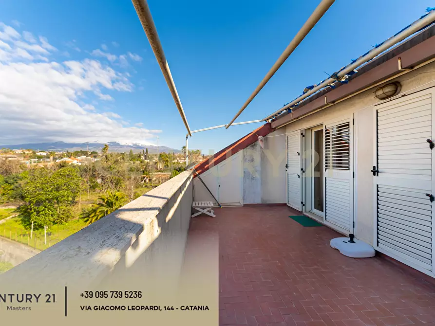 Immagine 94 di Casa semindipendente in vendita  in Via G. Leopardi 1 a Sant'agata Li Battiati