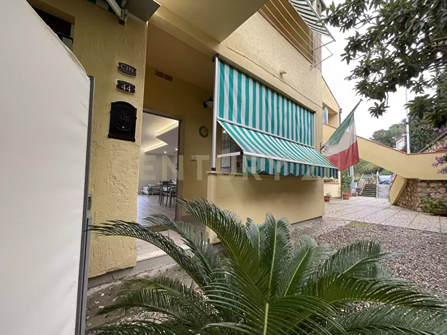 Immagine 38 di Quadrilocale in vendita  in Via del Sole 44 a Monte Argentario