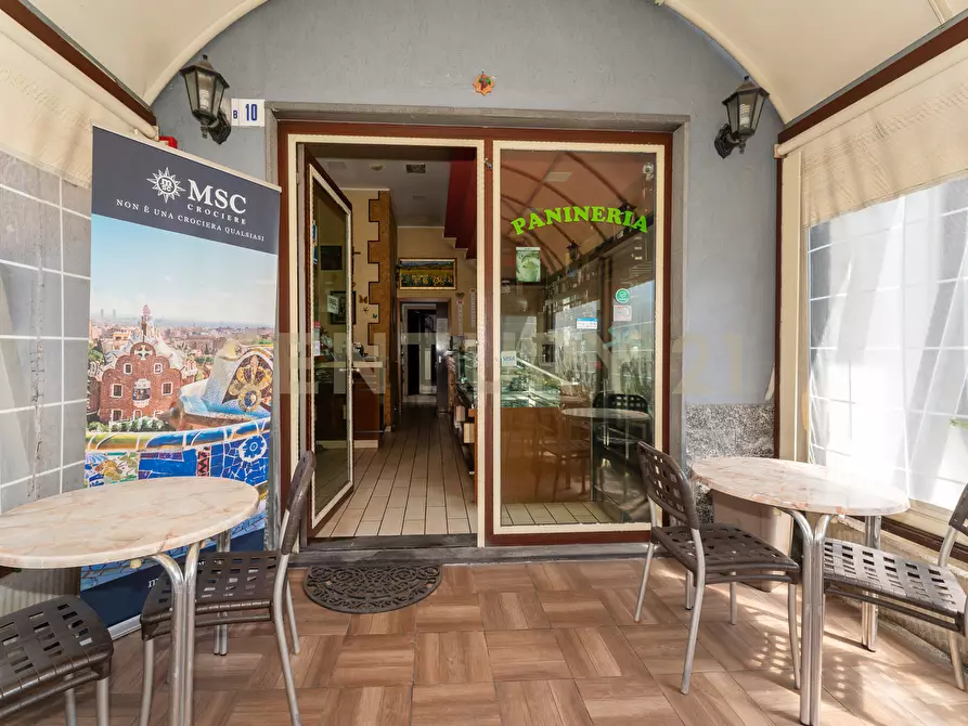 Immagine 6 di Bar / Ristorante in vendita  in Via Milo 10 a Catania