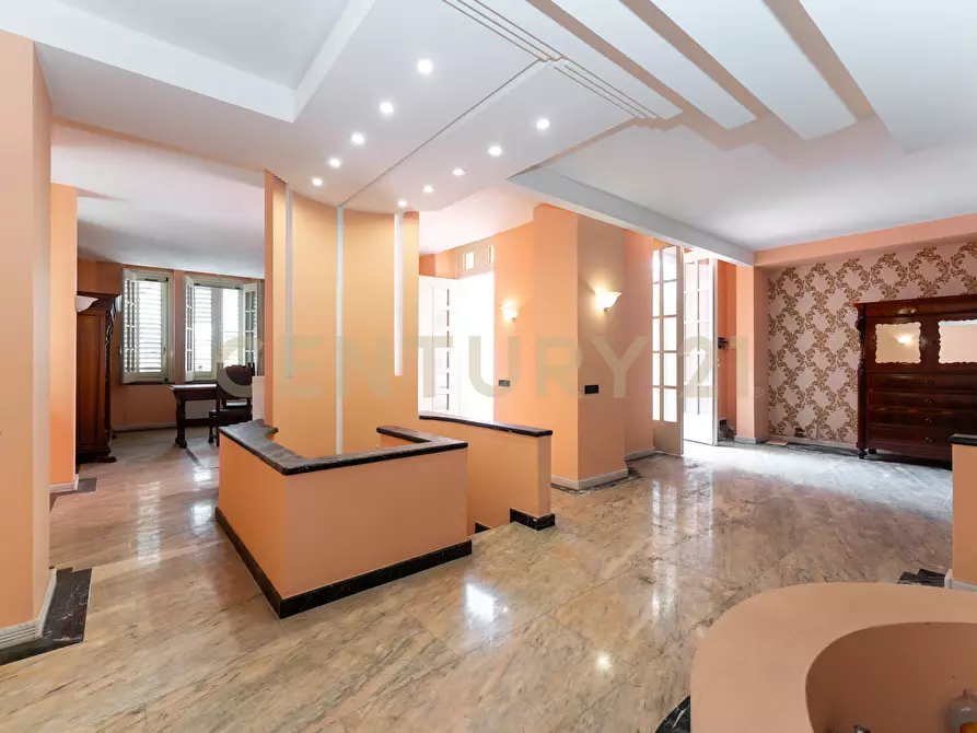 Immagine 25 di Villa in vendita  in Via Ingegnere 130 a Catania