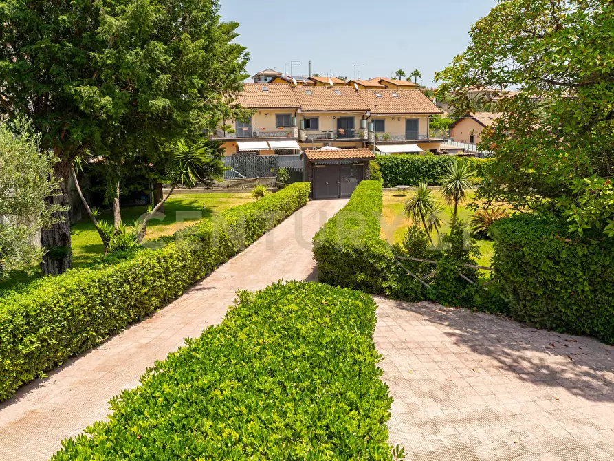 Immagine 16 di Villa in vendita  in Via Salemi 18 a Mascalucia