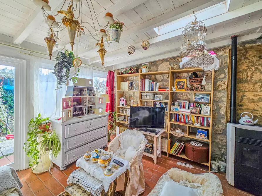 Immagine 19 di Porzione di casa in vendita  in Via Tribuno Tonini 1010 a Semproniano