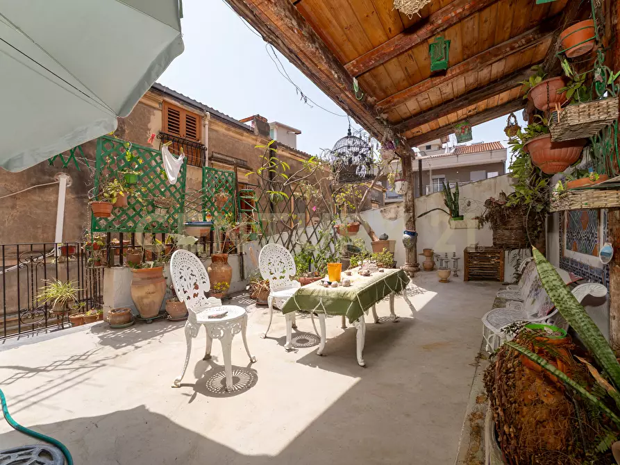 Immagine 1 di Casa indipendente in vendita  in Cortile del Granato 4 a Catania