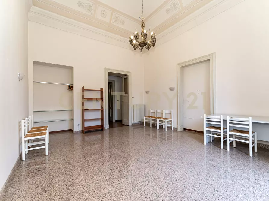 Immagine 15 di Bilocale in affitto  in Via Etnea 299 a Catania