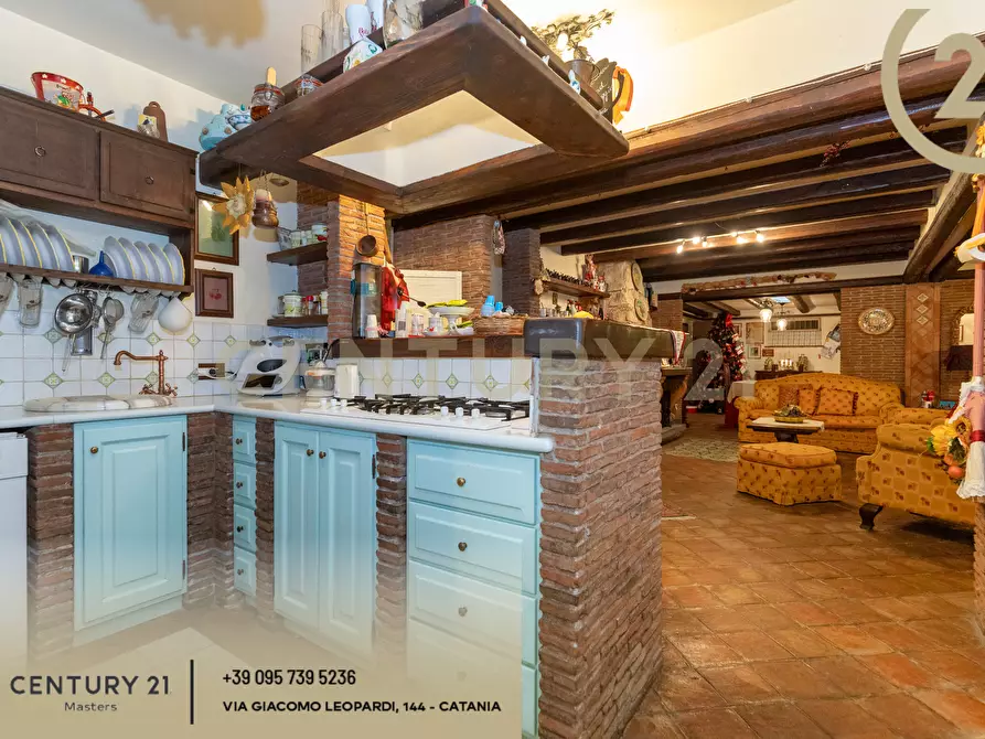 Immagine 46 di Terratetto in vendita  in Via San Gregorio 114 a Aci Castello