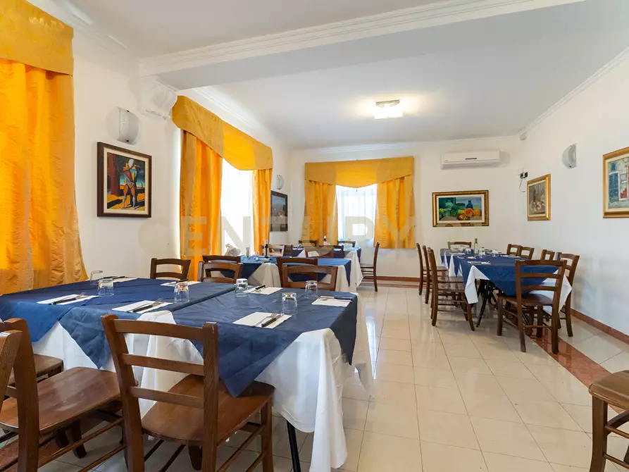 Immagine 52 di Bar / Ristorante in vendita  in Via Del Mare SNC a Augusta