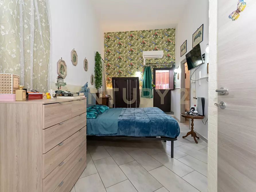 Immagine 23 di Bilocale in vendita  in via adelia 98 a Catania