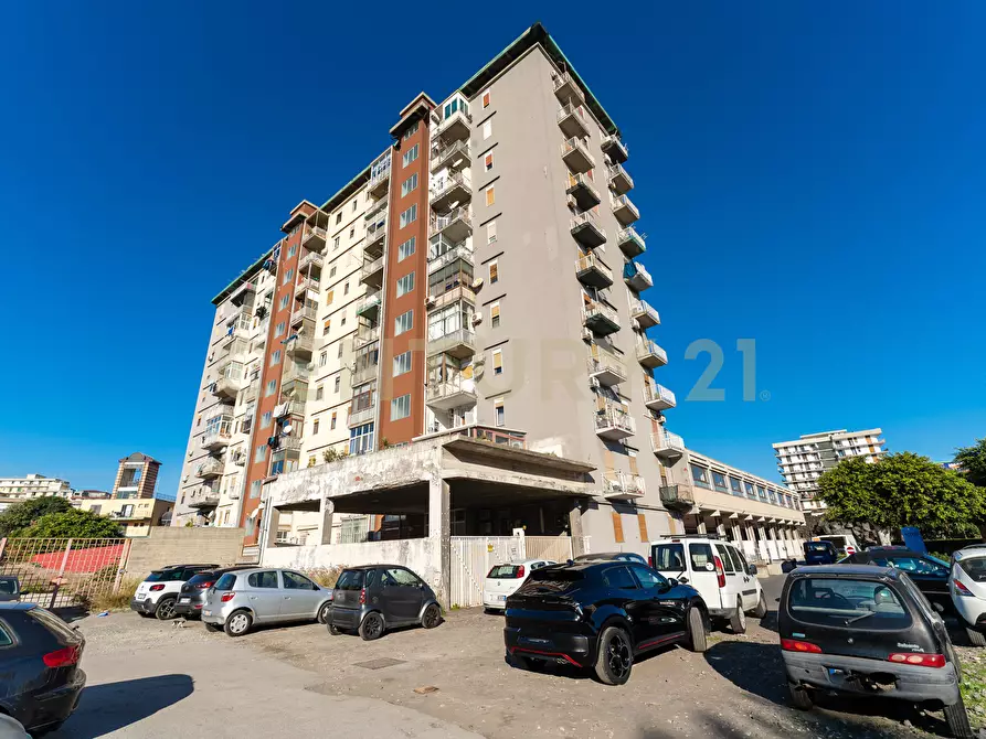 Immagine 1 di Garage in vendita  in Via del Rotolo 42/B a Catania