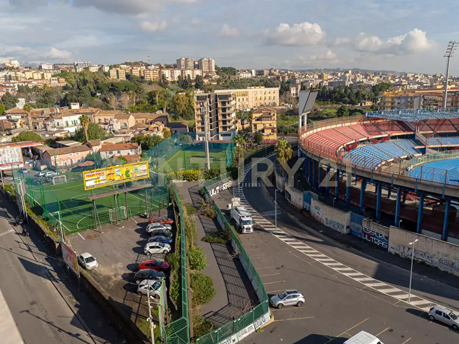 Immagine 61 di Pentalocale in vendita  in Piazza Spedini 8 a Catania