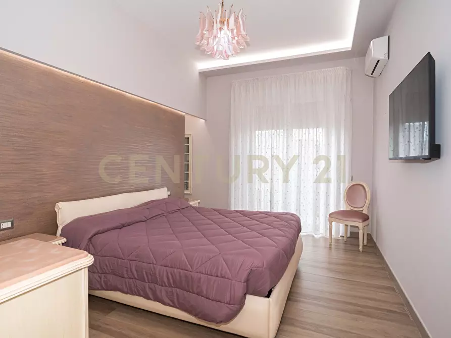 Immagine 23 di Pentalocale in vendita  in Via Rasà 3 a Catania