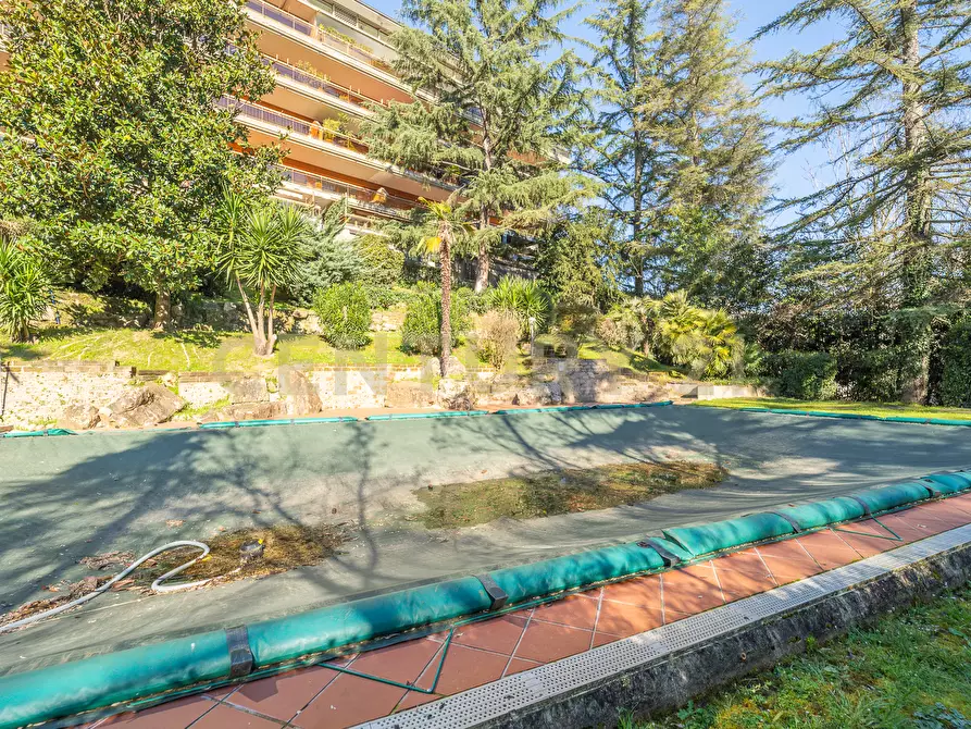 Immagine 23 di Bilocale in vendita  in Via la Sila 14 a Roma