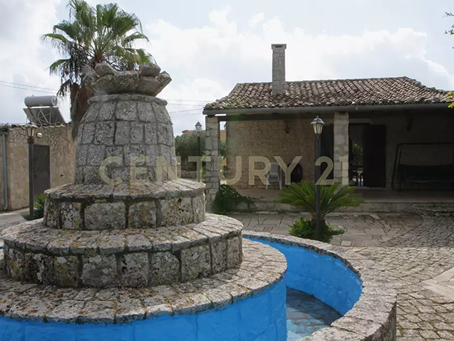 Immagine 24 di Villa in vendita  in Ctr. Pirato Cava Maria 37 a Modica