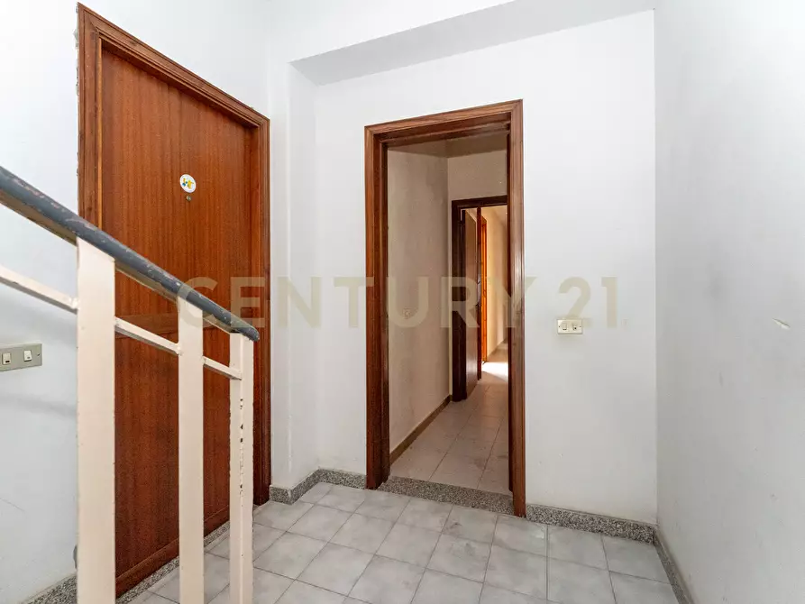 Immagine 8 di Quadrilocale in vendita  in Via Guglielmo Marconi 15 a Viagrande