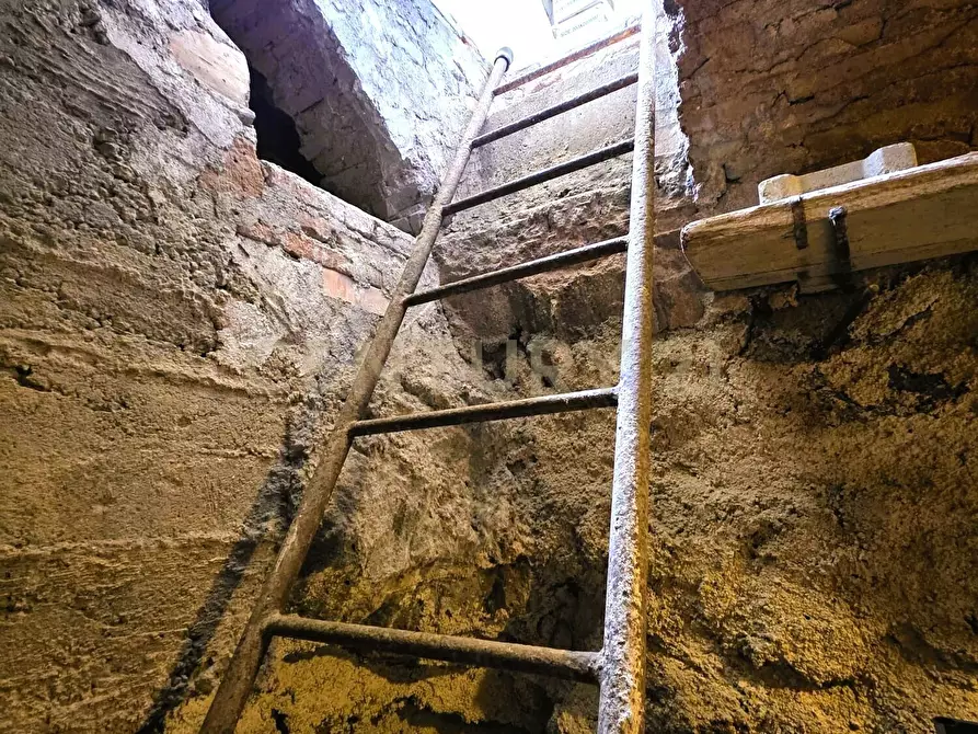 Immagine 35 di Casa indipendente in vendita  in Via Stella 15 a Catania