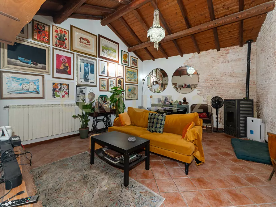 Immagine 50 di Casa indipendente in vendita  in Via Etnea 419 a Tremestieri Etneo