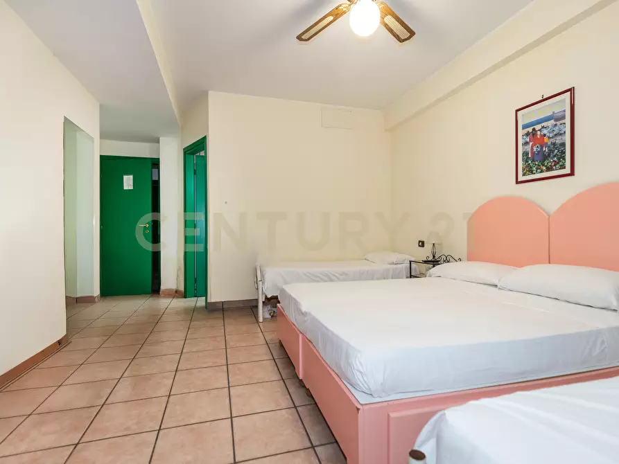 Immagine 13 di Casa indipendente in vendita  in Via Consolare Valeria 220 a Sant'alessio Siculo