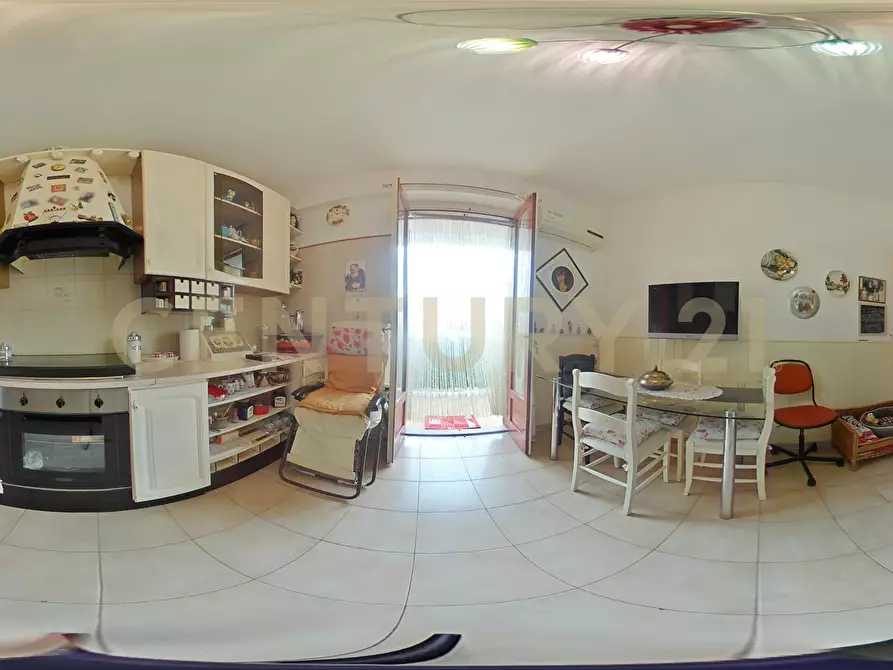 Immagine 44 di Trilocale in vendita  in Via Rettifilo 141 a Santa Venerina