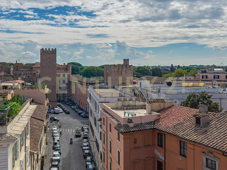 Immagine 14 di Attico in vendita  in Via dell'Olmata 30 a Roma