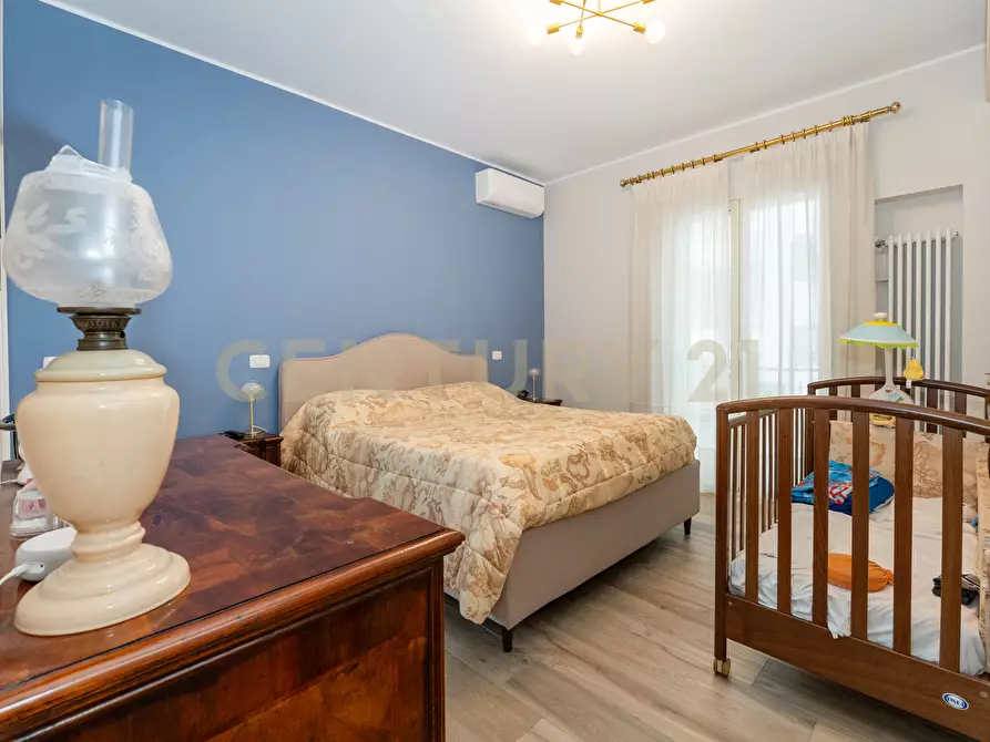 Immagine 35 di Quadrilocale in vendita  in Via Ludovico Ariosto 27 a Acireale