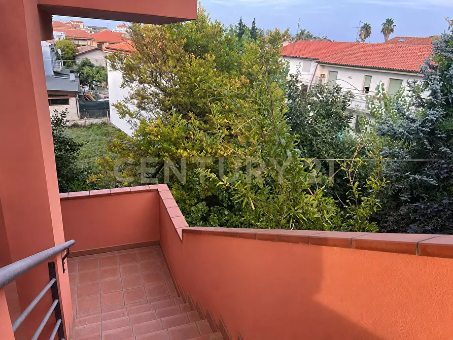 Immagine 47 di Appartamento in vendita  in Via Aterno 255 a Pescara