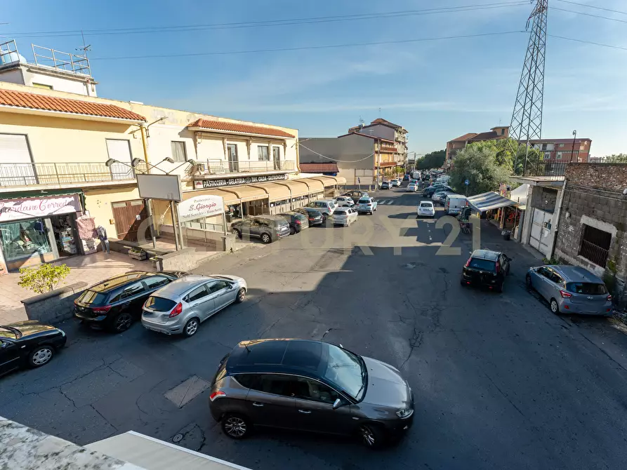Immagine 51 di Ufficio in vendita  in Stradale Cravone 3 a Catania