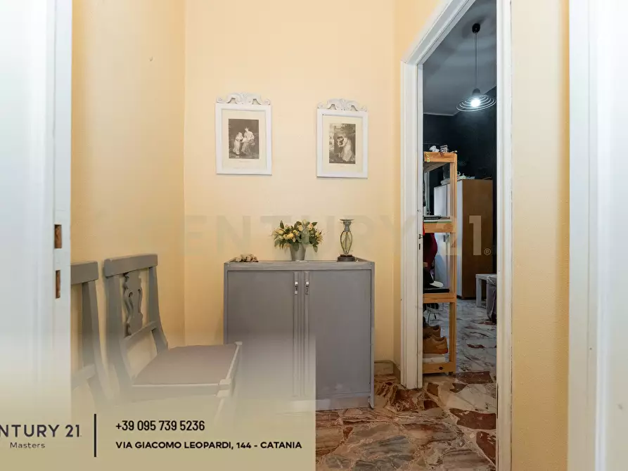 Immagine 8 di Pentalocale in vendita  in Via Isole Eolie 126 a Paterno'