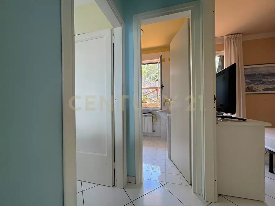 Immagine 18 di Trilocale in vendita  in Via della cacciarella a Monte Argentario