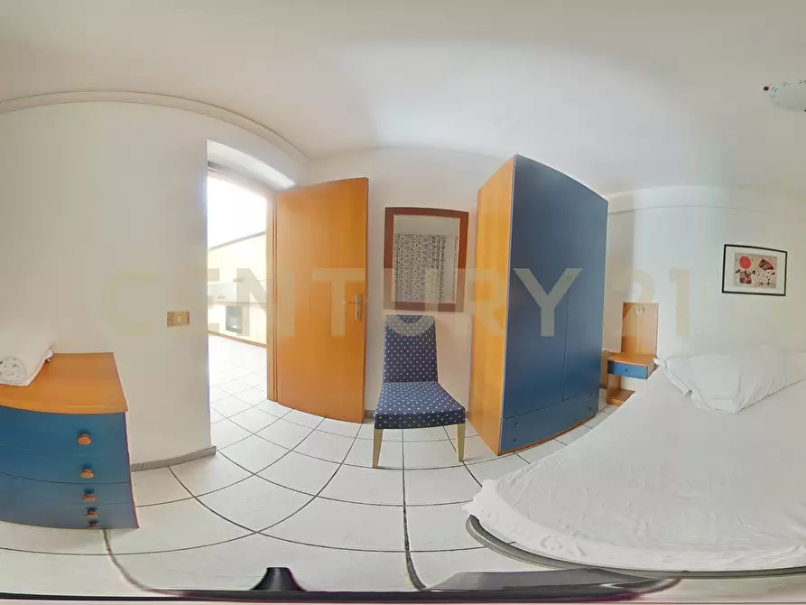 Immagine 54 di Villa in vendita  in Via Livorno 97 a Aci Castello