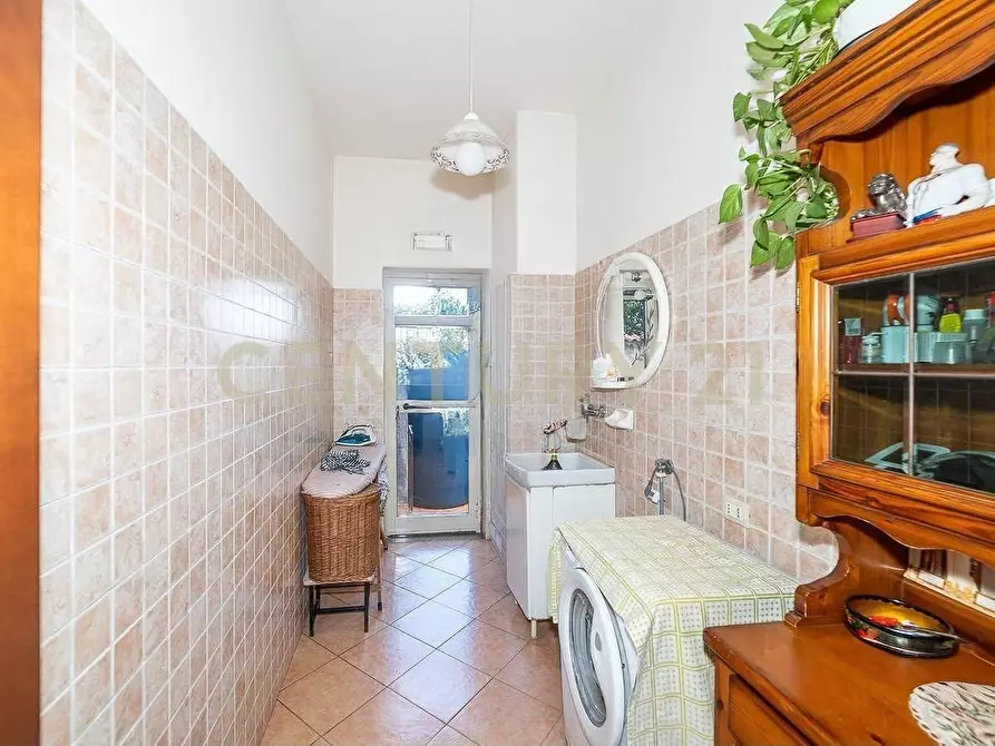 Immagine 8 di Casa indipendente in vendita  in via salaria 5 a San Giovanni La Punta