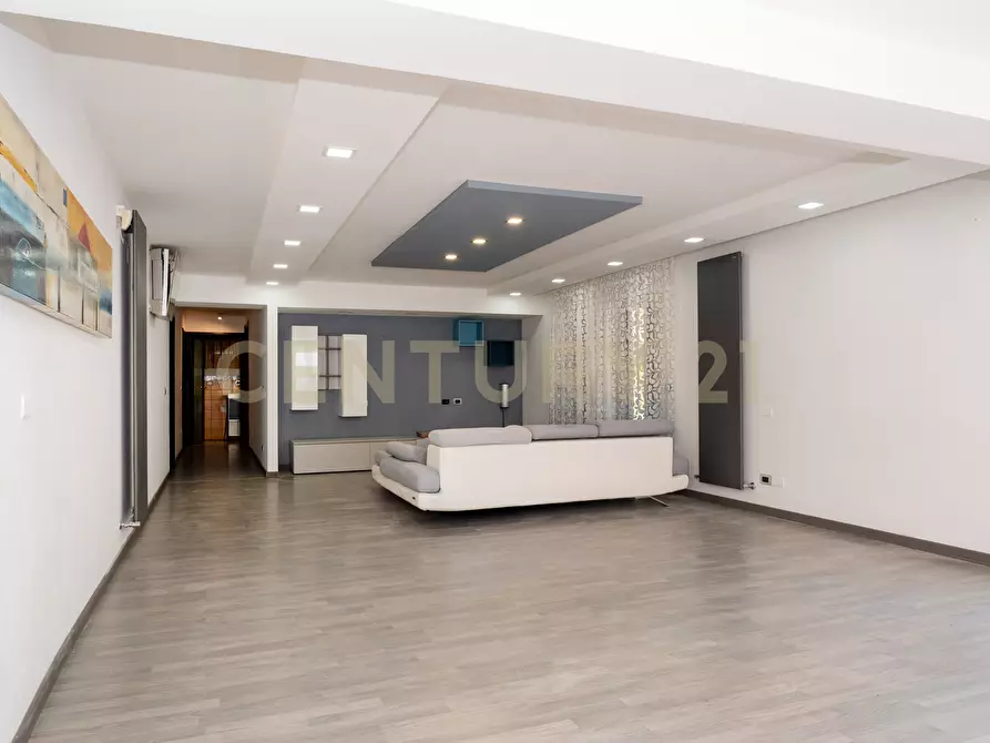 Immagine 47 di Villetta a schiera in vendita  in Via Maria Gianni 81 a Catania