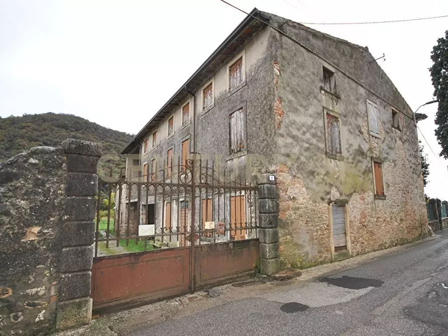 Immagine 28 di Rustico / casale in vendita  in Via Squaranto 6 a Verona