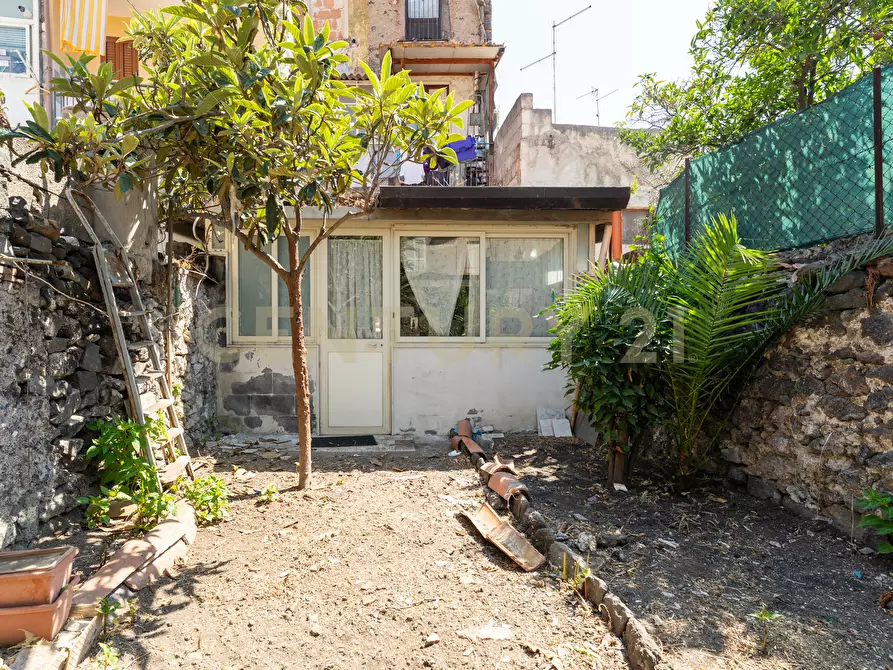 Immagine 23 di Quadrilocale in vendita  in Via Timoleone 113 a Catania