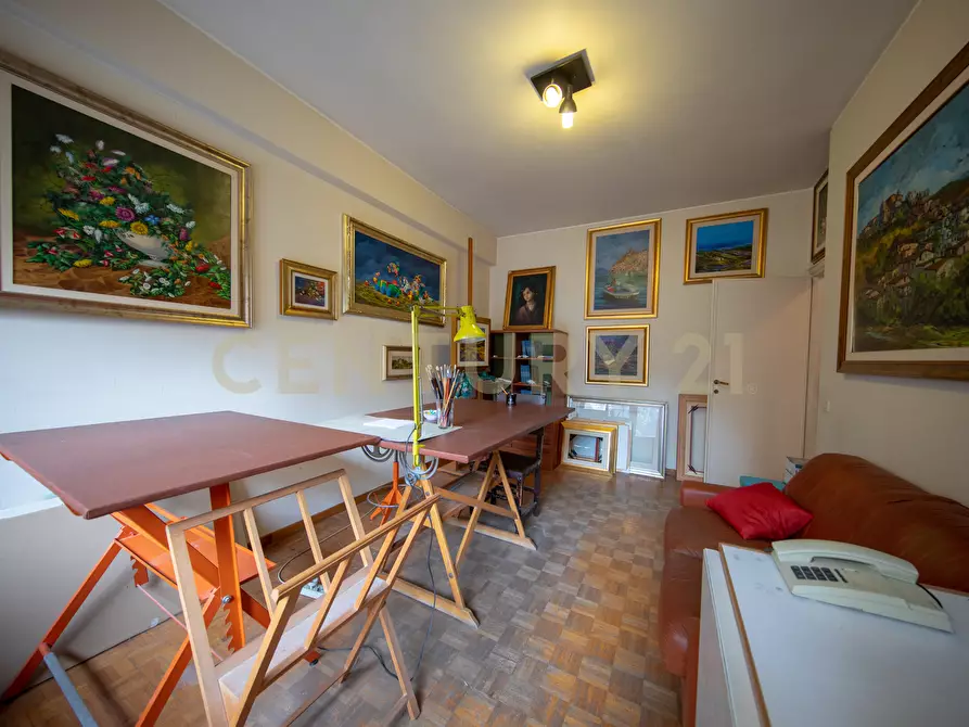 Immagine 2 di Bilocale in vendita  in Via Giovanni Caselli 11 a Roma