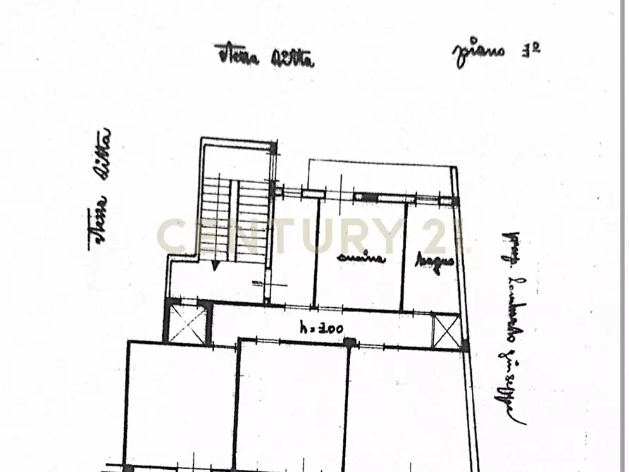 Immagine 36 di Trilocale in vendita  in Via Veronica 6767 a Aci Sant'antonio