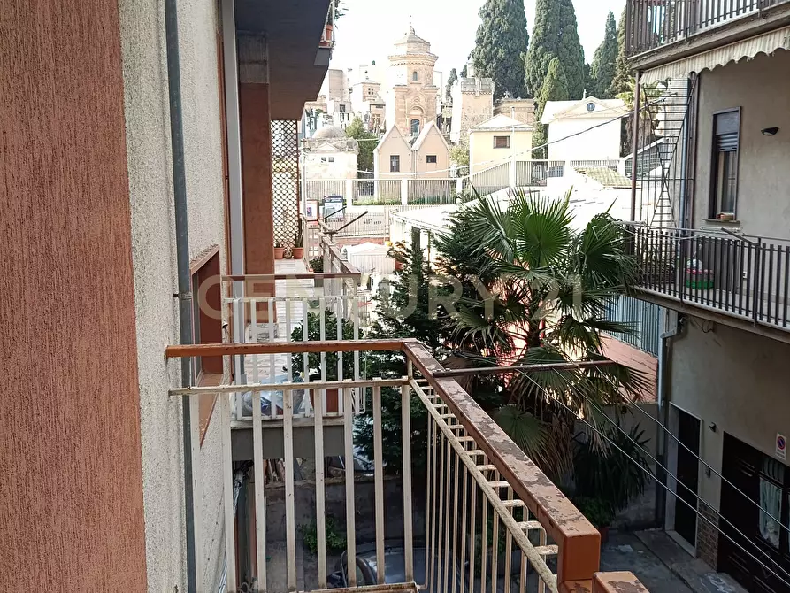 Immagine 26 di Pentalocale in vendita  in Via Nicola Coviello 158 a Biancavilla