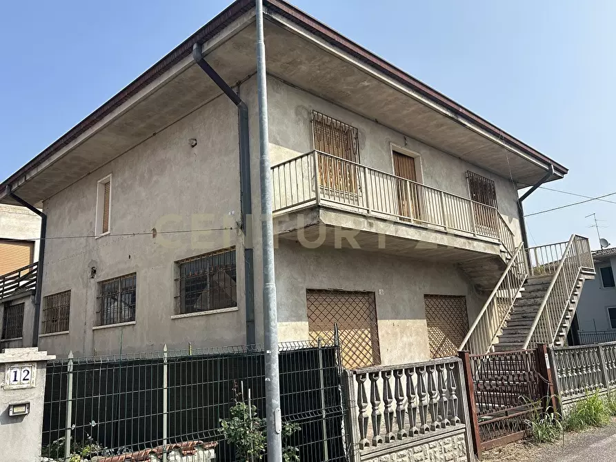Immagine 4 di Casa indipendente in vendita  in Via Giacomo Puccini 5 a Oppeano