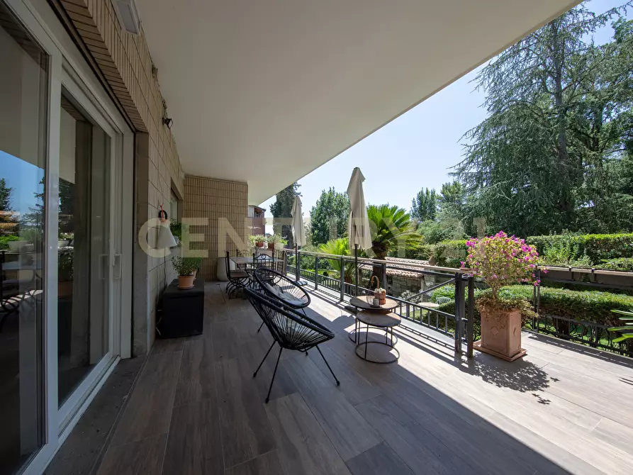 Immagine 29 di Pentalocale in vendita  in Viale Cortina d'Ampezzo 135 a Roma