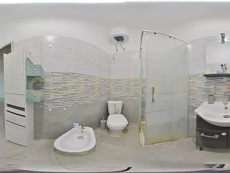 Immagine 40 di Casa indipendente in vendita  in Via Adelia 94 a Catania