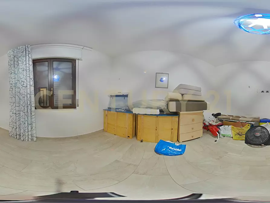 Immagine 49 di Pentalocale in vendita  in Viale Carmine Caruso 10 a Motta Sant'anastasia