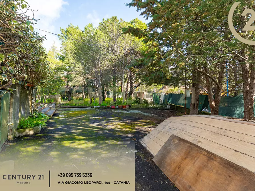 Immagine 51 di Villa in vendita  in Via Francesco Durante 11 a Pedara