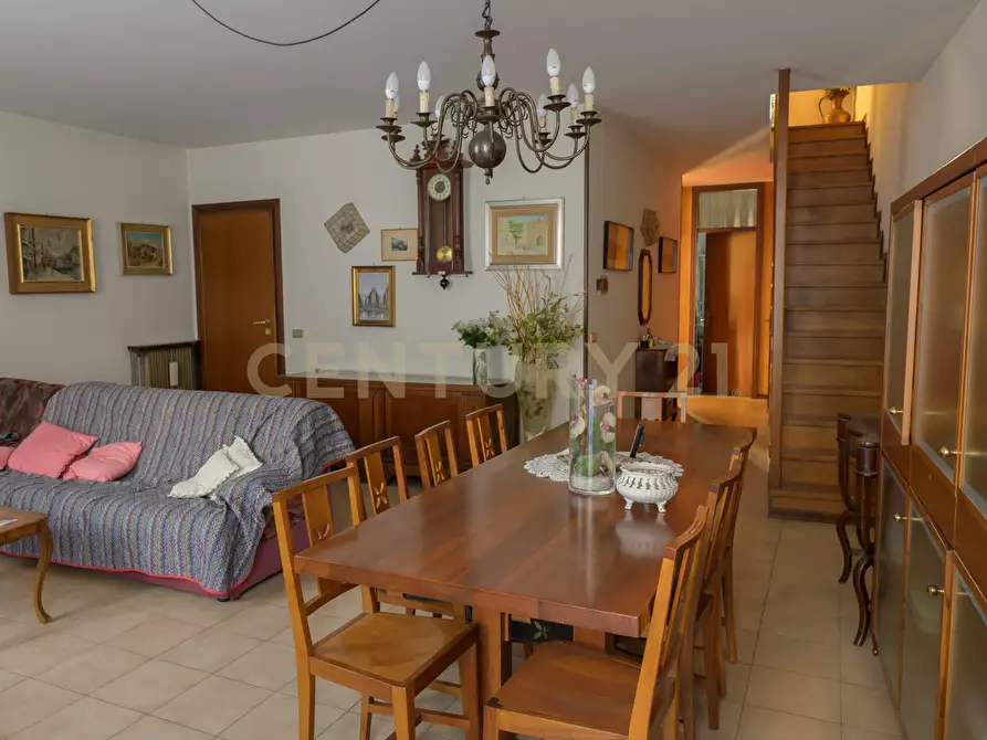 Immagine 3 di Pentalocale in vendita  in Corso Giacomo Matteotti 109 a Arzignano