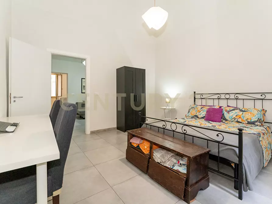 Immagine 30 di Bilocale in vendita  in Via Grimaldi 114 a Catania