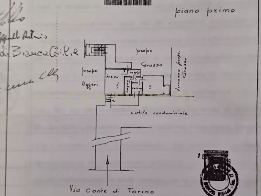 Immagine 18 di Bilocale in vendita  in Via Conte di Torino 63 a Catania