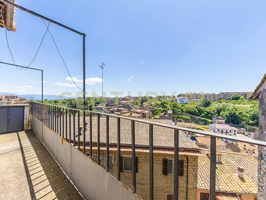 Immagine 49 di Villa in vendita  in Viale Giuseppe Mazzini 36 a Viterbo