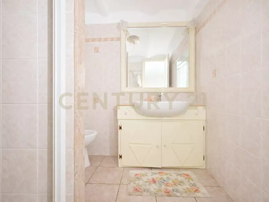 Immagine 5 di Trilocale in vendita  in Via Discesa del Valle 22 a Monte Argentario