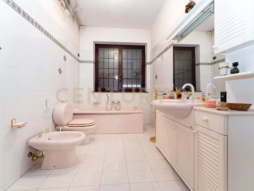 Immagine 46 di Villa in vendita  in Via Carmelina Naselli 51 a Catania