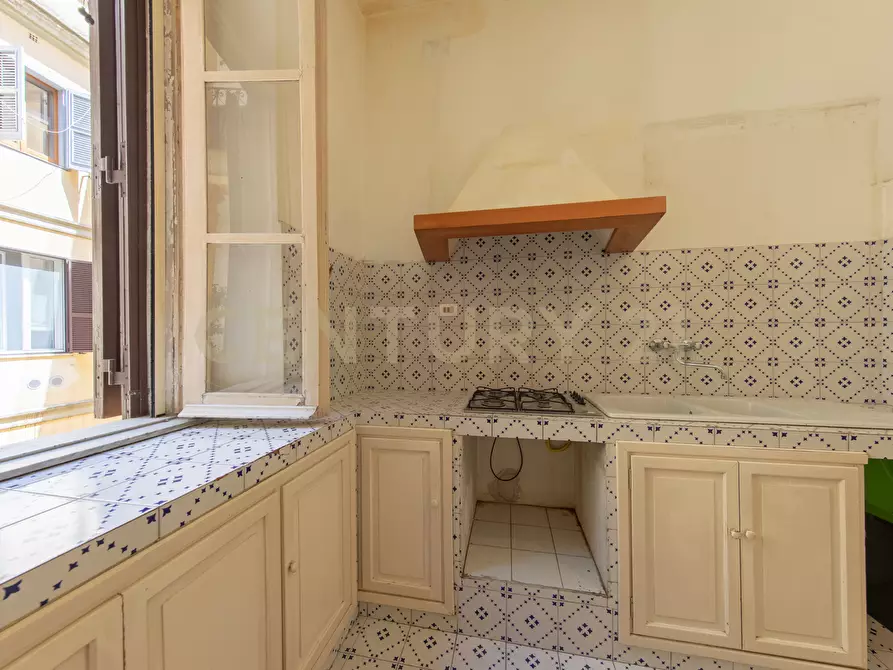 Immagine 27 di Quadrilocale in vendita  in Via Plinio 22 a Roma